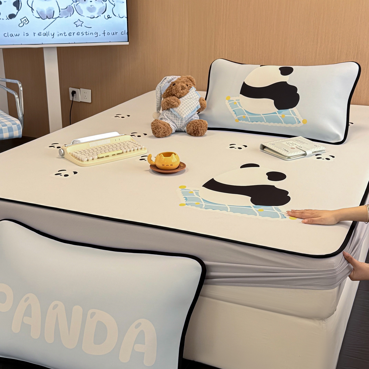 91家纺网 家纺一手货源 找家纺 懒猫家纺 2026新款大版卡通云感果冻床席床笠凉席 奶白团团-床笠款