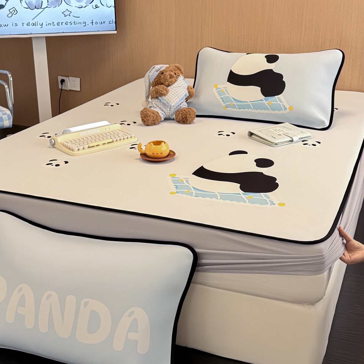 91家纺网 家纺一手货源 找家纺 懒猫家纺 2026新款大版卡通云感果冻床席床笠凉席 奶白团团-床笠款