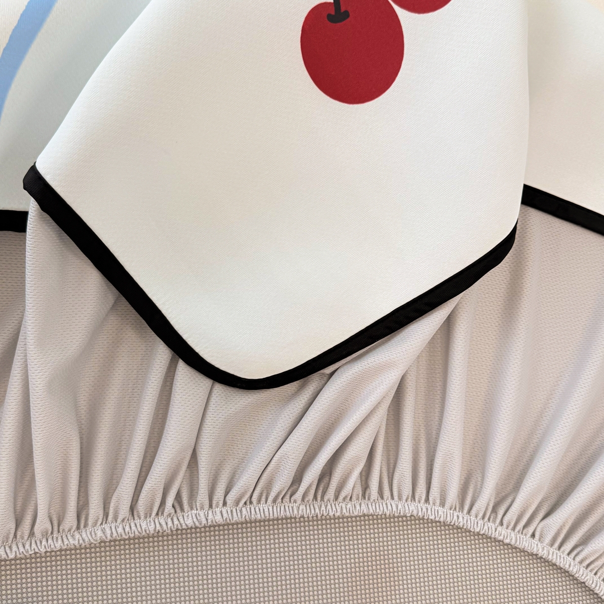 91家纺网 家纺一手货源 找家纺 懒猫家纺 2026新款大版卡通云感果冻床席床笠凉席 糖豆狗狗-床笠款