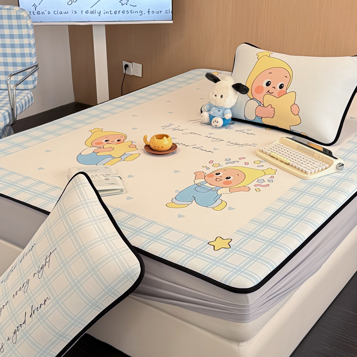 91家纺网 家纺一手货源 找家纺 懒猫家纺 2026新款大版卡通云感果冻床席床笠凉席 晚安小星星-床笠款