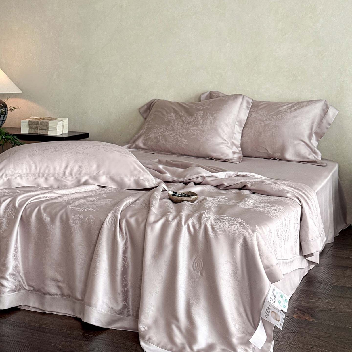 91家纺网 家纺一手货源 找家纺 （总）花时间 2026新款提花夏凉被天丝赫本夏被四件套