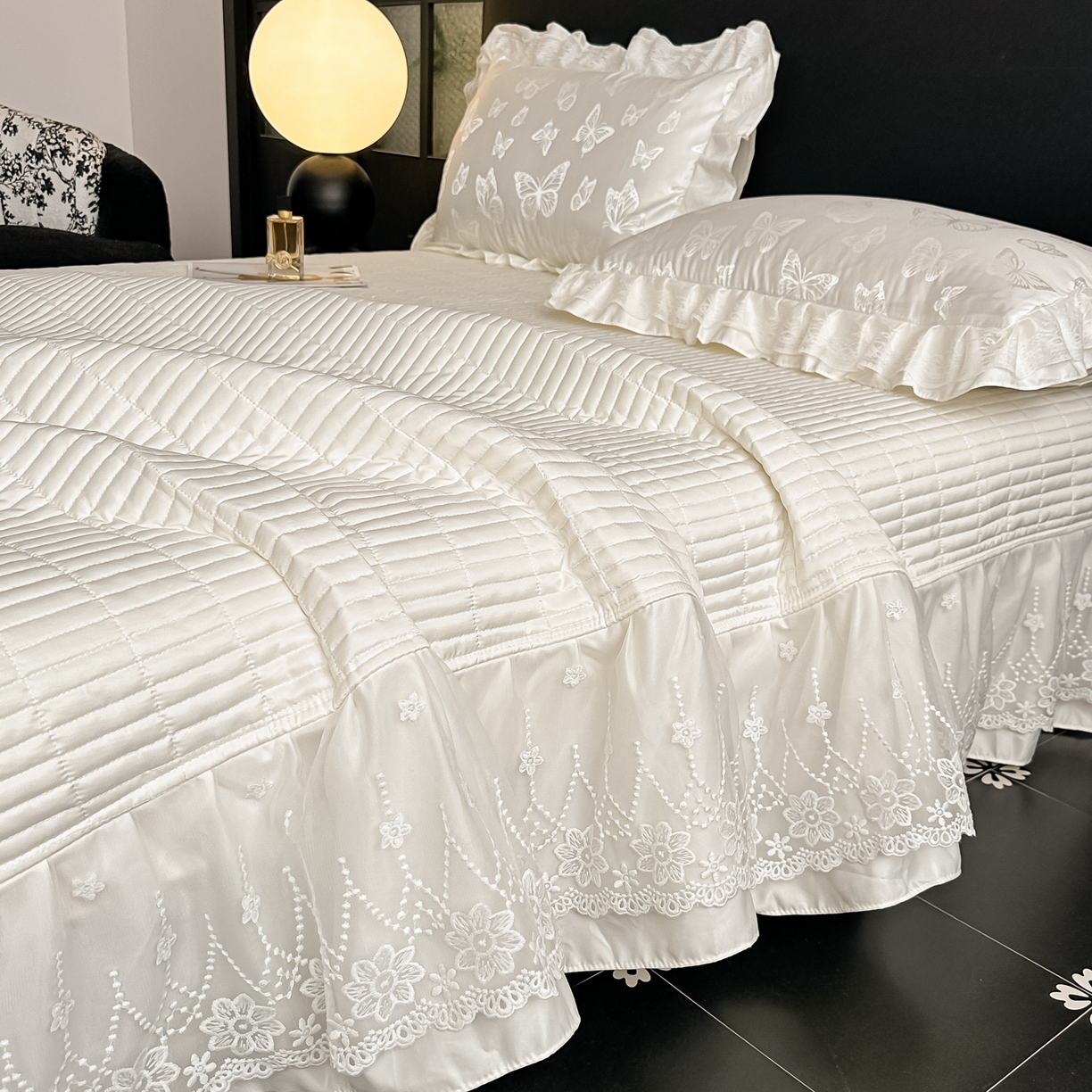 91家纺网 家纺一手货源 找家纺 （总）富米莱（原臻工厂） 2026新款花边蕾丝款水洗真丝提花床盖床单床裙夏凉被四件套