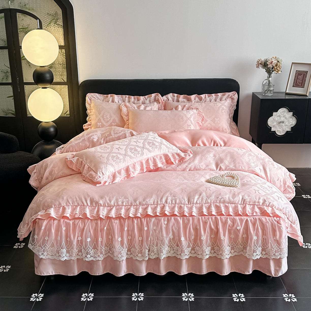 91家纺网 家纺一手货源 找家纺 （总）富米莱（原臻工厂） 2026新款花边蕾丝款水洗真丝提花床盖床单床裙夏凉被四件套