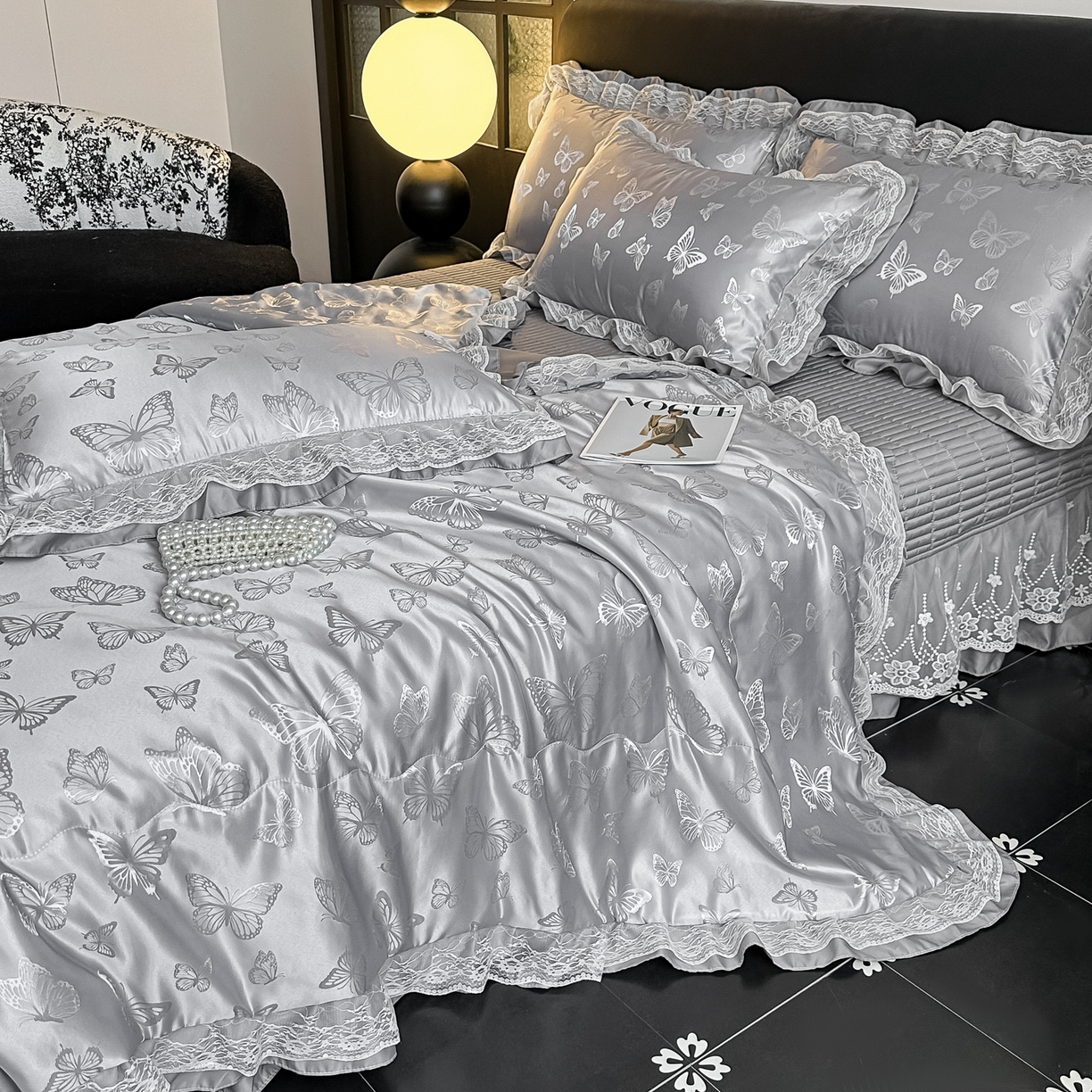 91家纺网 家纺一手货源 找家纺 富米莱（原臻工厂） 2026新款花边蕾丝款水洗真丝提花床盖床单床裙夏凉被四件套 蝶舞灰
