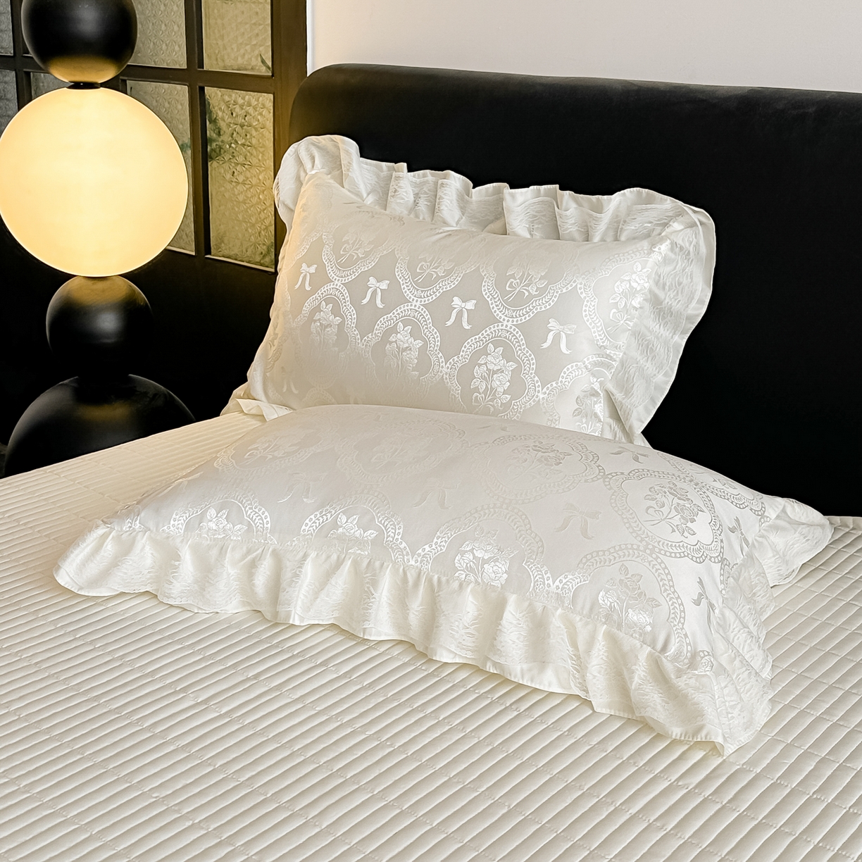 91家纺网 家纺一手货源 找家纺 富米莱（原臻工厂） 2026新款花边蕾丝款水洗真丝提花床盖床单床裙夏凉被四件套 秘密花园-奶白