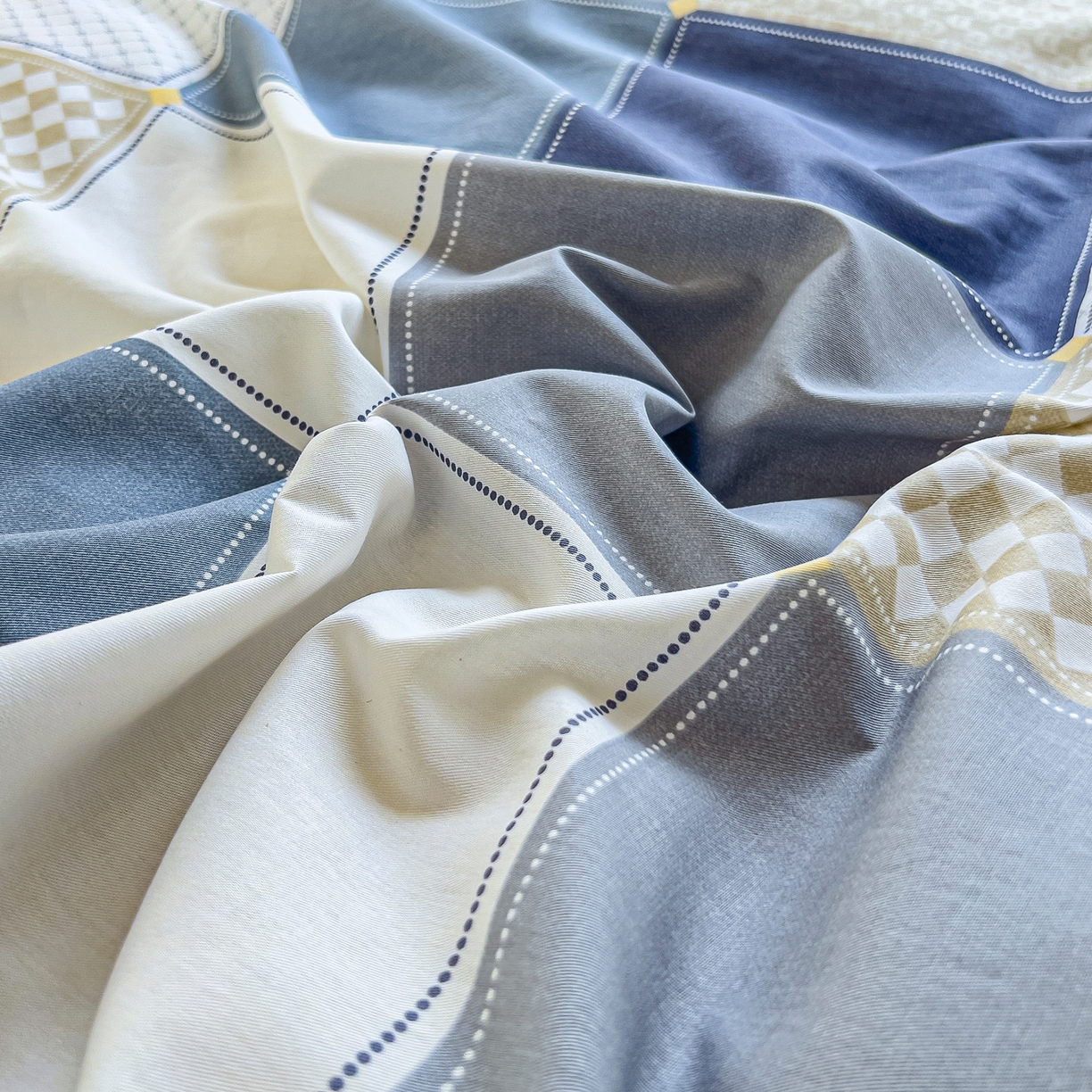 91家纺网 家纺一手货源 找家纺 琪琪阁家纺 2026新款加厚全棉纯棉四件套 蓝色垦丁