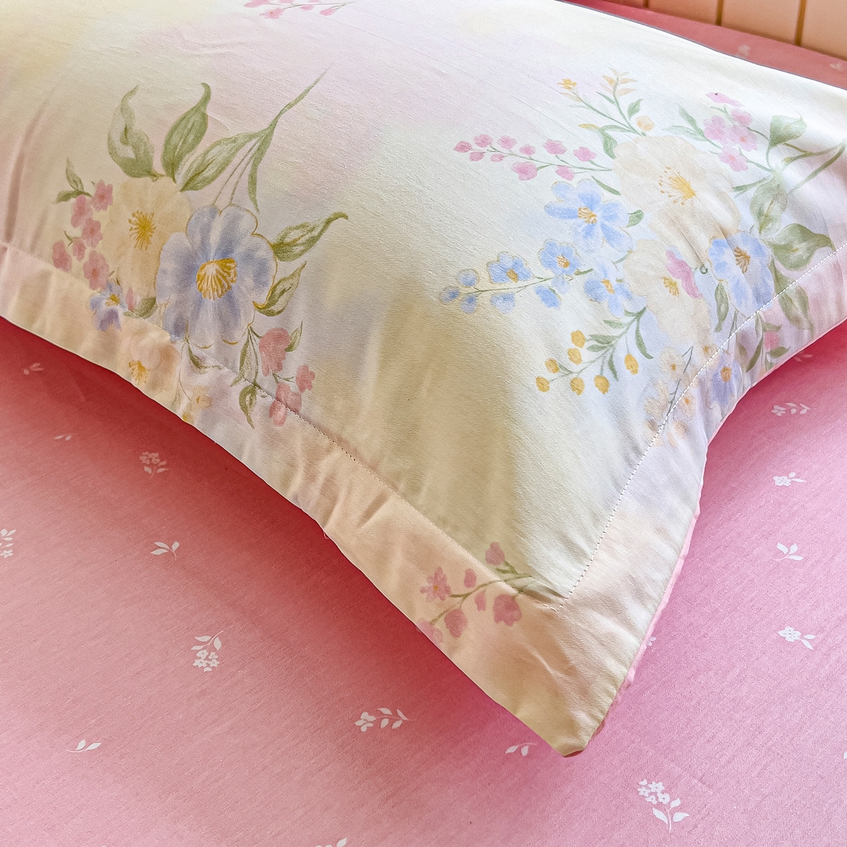 91家纺网 家纺一手货源 找家纺 琪琪阁家纺 2026新款加厚全棉纯棉四件套 琪花瑶草