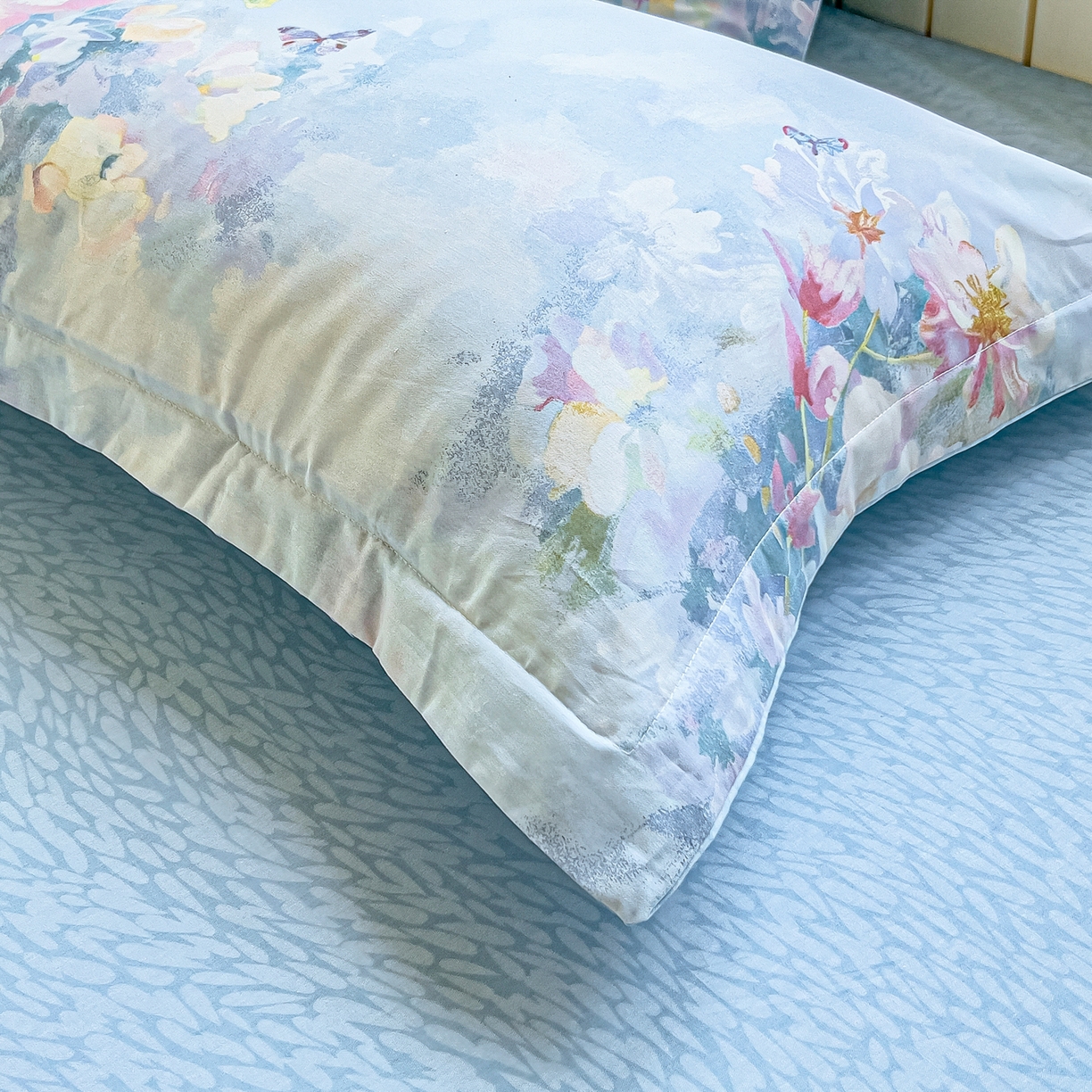 91家纺网 家纺一手货源 找家纺 琪琪阁家纺 2026新款加厚全棉纯棉四件套 雾里寻花