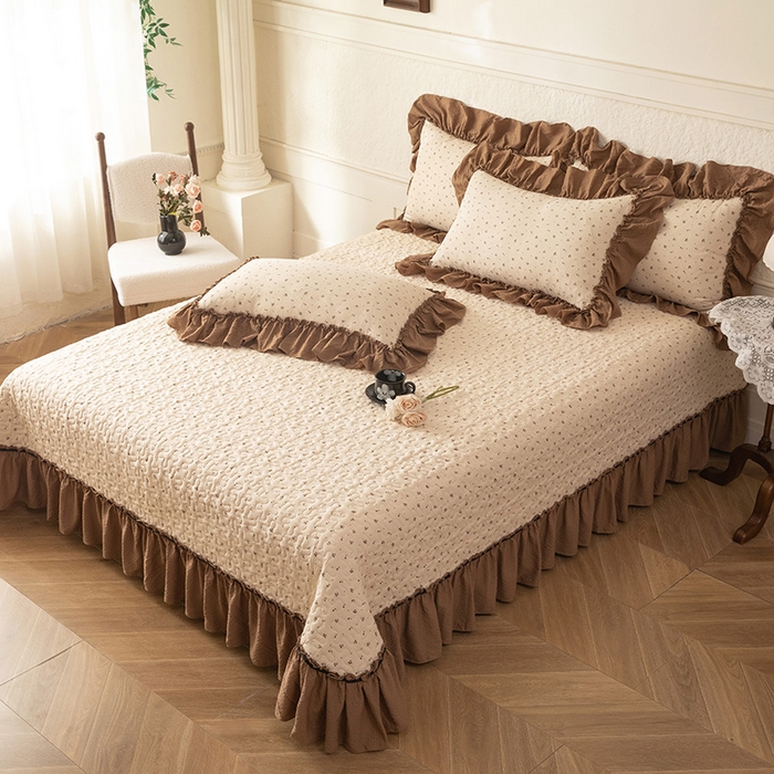 91家纺网 家纺一手货源 找家纺 贝凯瑞 2026新款（美拉德）系列双层纱木棉水洗棉法式花边单件三件四件床盖 美拉德-可可樱桃