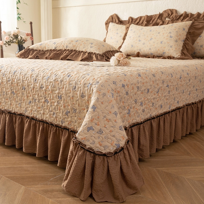 91家纺网 家纺一手货源 找家纺 贝凯瑞 2026新款（美拉德）系列双层纱木棉水洗棉法式花边单件三件四件床盖 美拉德-唐彩