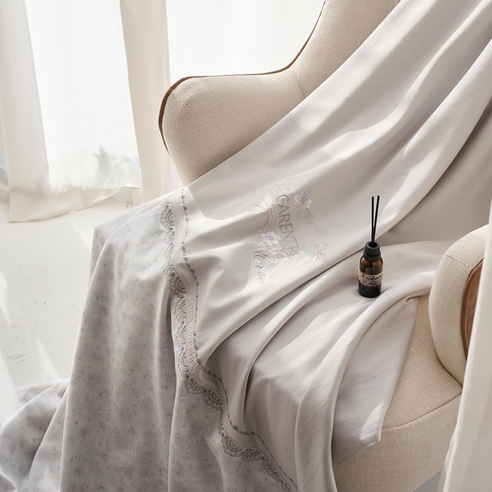 91家纺网 家纺一手货源 找家纺 诗黛尔 2026春夏新品云朵棉印花刺绣美洛蒂系列四件套 美洛蒂-漫色灰