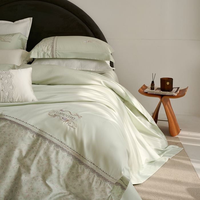 91家纺网 家纺一手货源 找家纺 诗黛尔 2026春夏新品云朵棉印花刺绣美洛蒂系列四件套 美洛蒂-香草绿