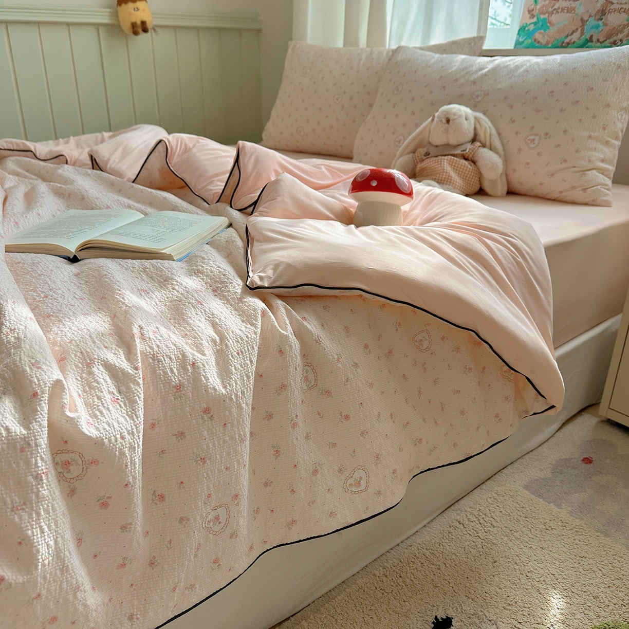 91家纺网 家纺一手货源 找家纺 贝扬思家纺 2026新款泡芙纱单夏被凉糖系列（凉而不冰的触感，清凉与柔软兼得） 凉糖-春日天桃心粉