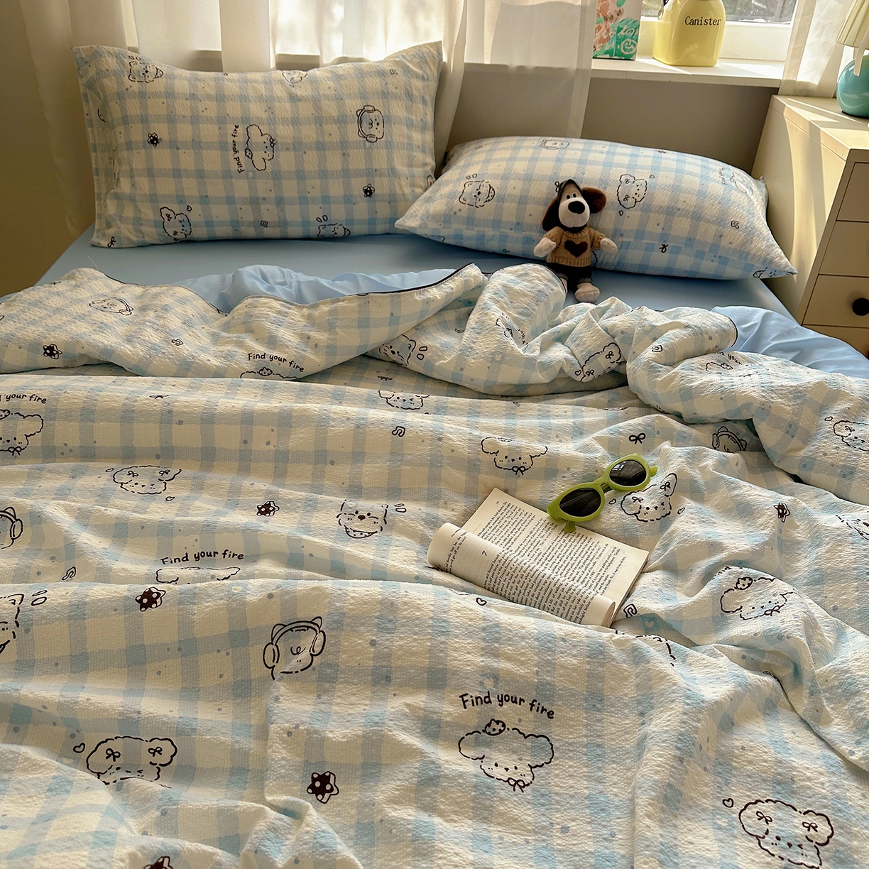 91家纺网 家纺一手货源 找家纺 贝扬思家纺 2026新款泡芙纱单夏被凉糖系列（凉而不冰的触感，清凉与柔软兼得） 凉糖-机智蓝狗