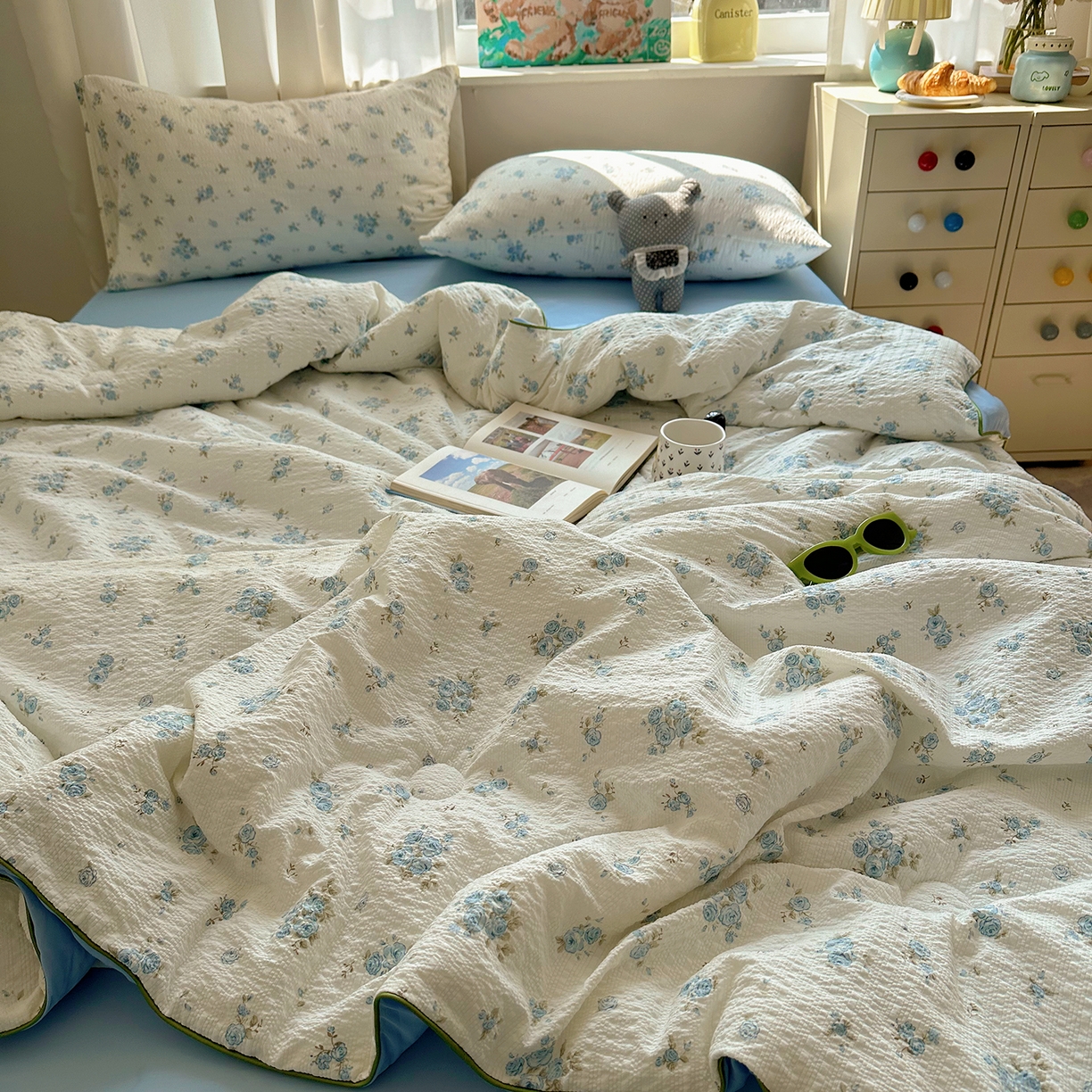 91家纺网 家纺一手货源 找家纺 贝扬思家纺 2026新款泡芙纱单夏被凉糖系列（凉而不冰的触感，清凉与柔软兼得） 凉糖-蓝雪草