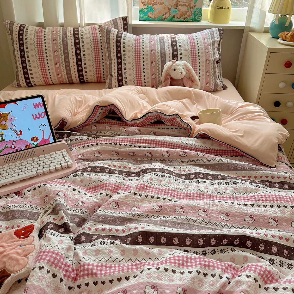 91家纺网 家纺一手货源 找家纺 贝扬思家纺 2026新款泡芙纱单夏被凉糖系列（凉而不冰的触感，清凉与柔软兼得） 凉糖-猫咪集粉