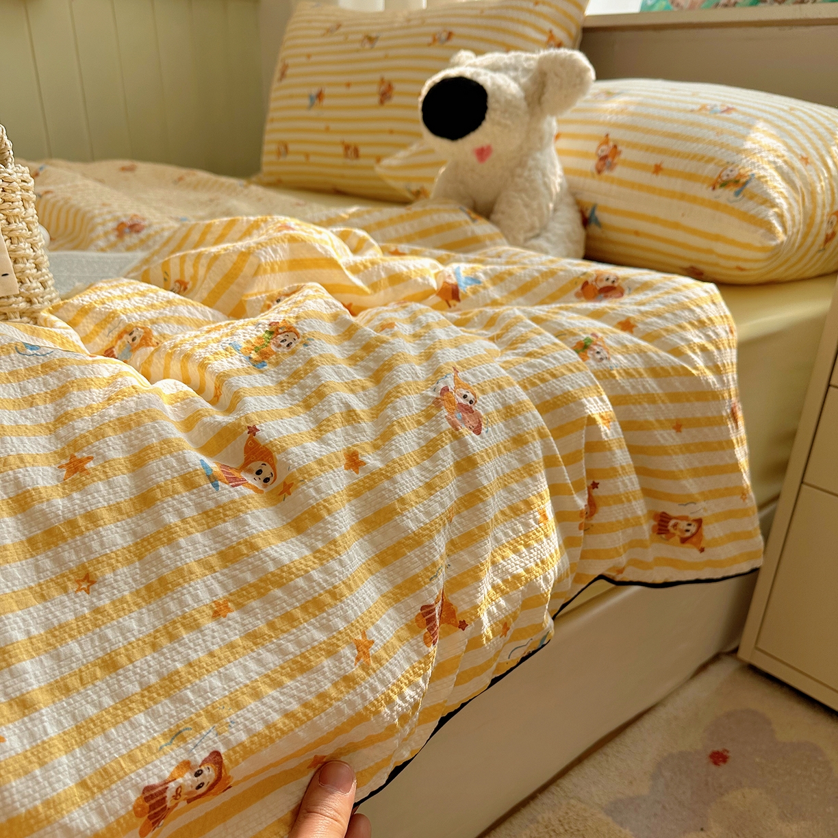 91家纺网 家纺一手货源 找家纺 贝扬思家纺 2026新款泡芙纱单夏被凉糖系列（凉而不冰的触感，清凉与柔软兼得） 凉糖-魔法星星