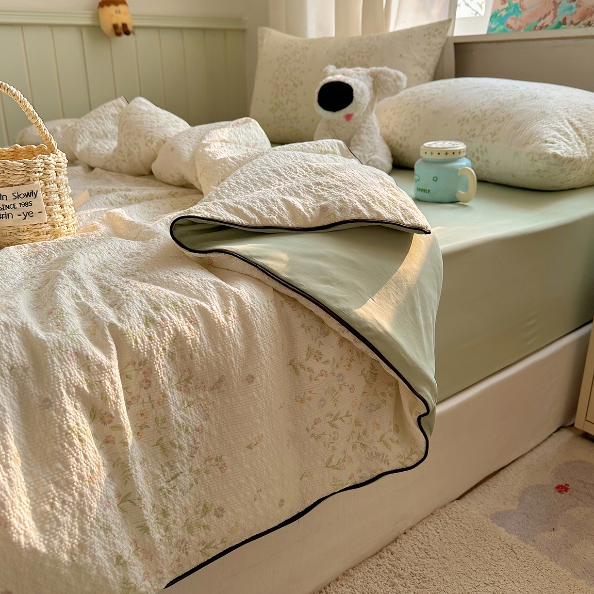 91家纺网 家纺一手货源 找家纺 贝扬思家纺 2026新款泡芙纱单夏被凉糖系列（凉而不冰的触感，清凉与柔软兼得） 凉糖-浅夏花信