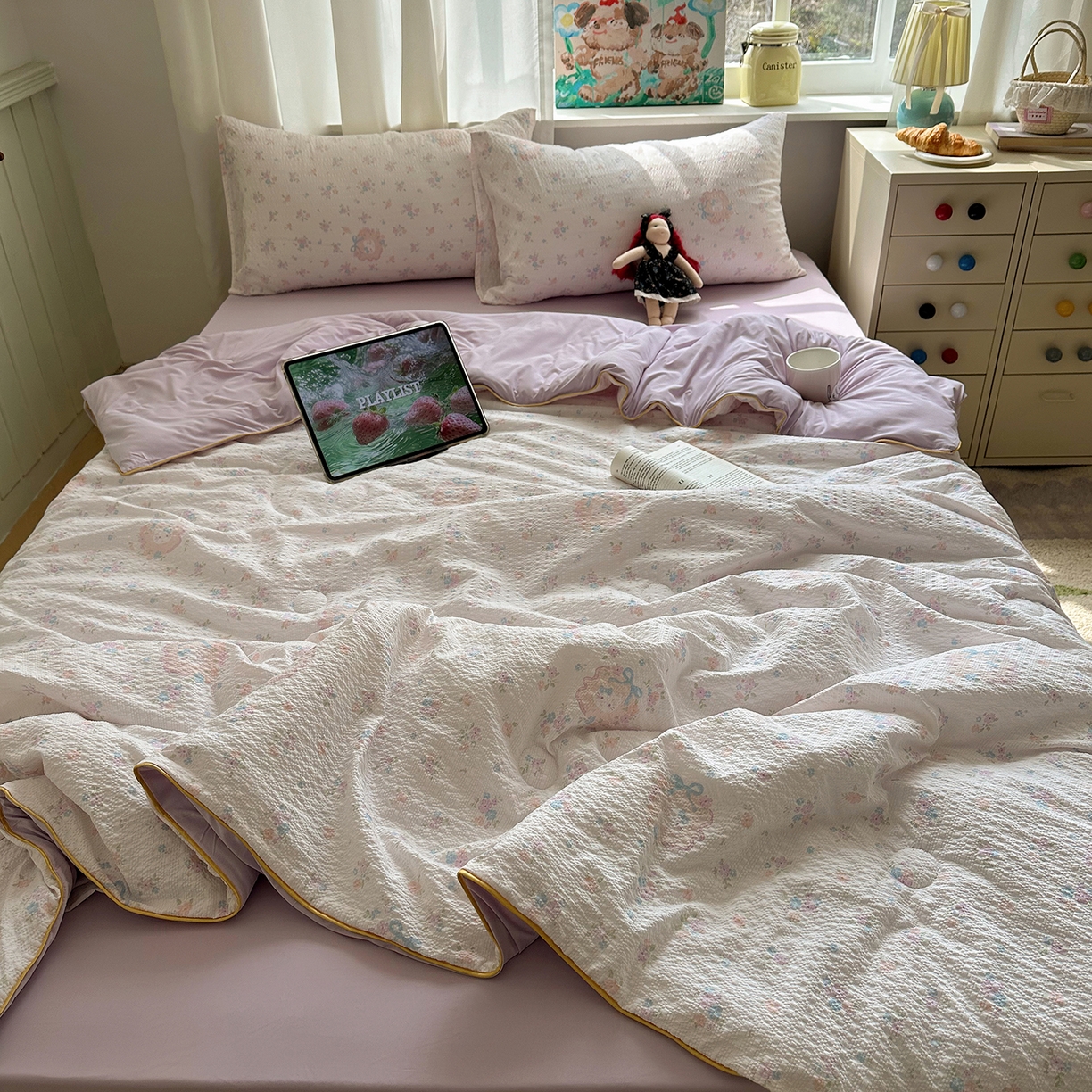 91家纺网 家纺一手货源 找家纺 贝扬思家纺 2026新款泡芙纱单夏被凉糖系列（凉而不冰的触感，清凉与柔软兼得） 凉糖-碎花藏甜