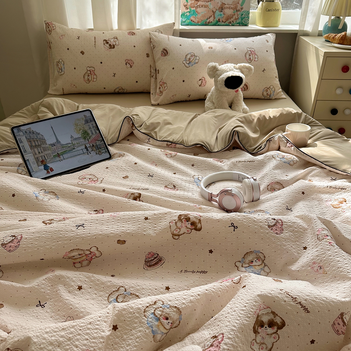 91家纺网 家纺一手货源 找家纺 贝扬思家纺 2026新款泡芙纱单夏被凉糖系列（凉而不冰的触感，清凉与柔软兼得） 凉糖-甜品萌狗