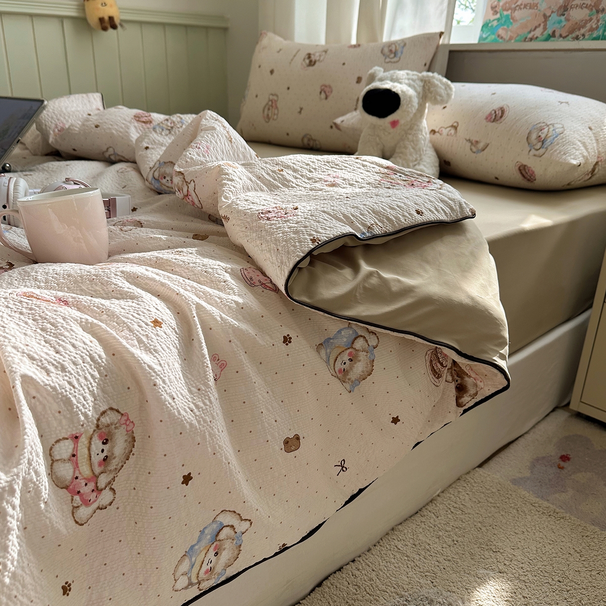 91家纺网 家纺一手货源 找家纺 贝扬思家纺 2026新款泡芙纱单夏被凉糖系列（凉而不冰的触感，清凉与柔软兼得） 凉糖-甜品萌狗