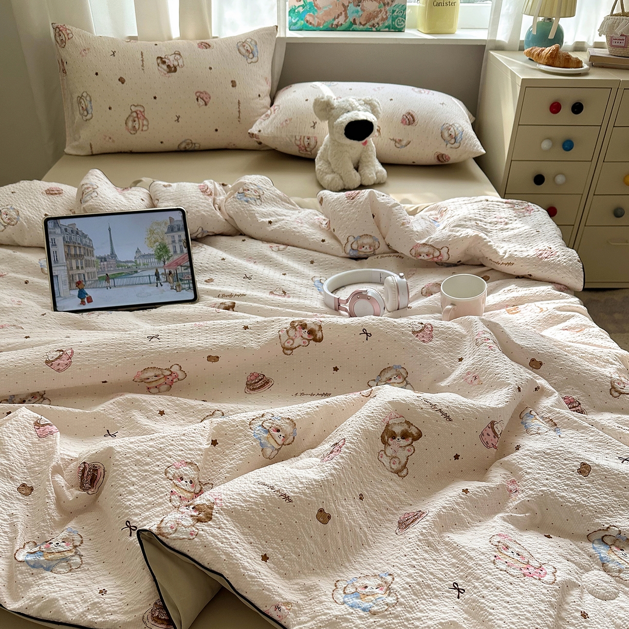 91家纺网 家纺一手货源 找家纺 贝扬思家纺 2026新款泡芙纱单夏被凉糖系列（凉而不冰的触感，清凉与柔软兼得） 凉糖-甜品萌狗