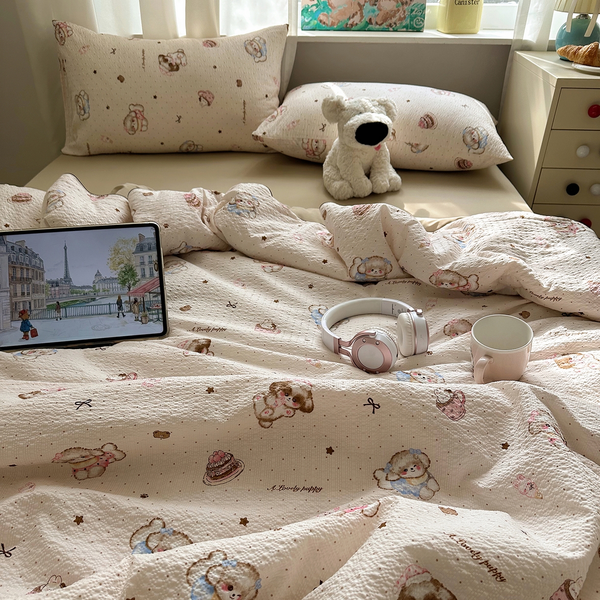 91家纺网 家纺一手货源 找家纺 贝扬思家纺 2026新款泡芙纱单夏被凉糖系列（凉而不冰的触感，清凉与柔软兼得） 凉糖-甜品萌狗