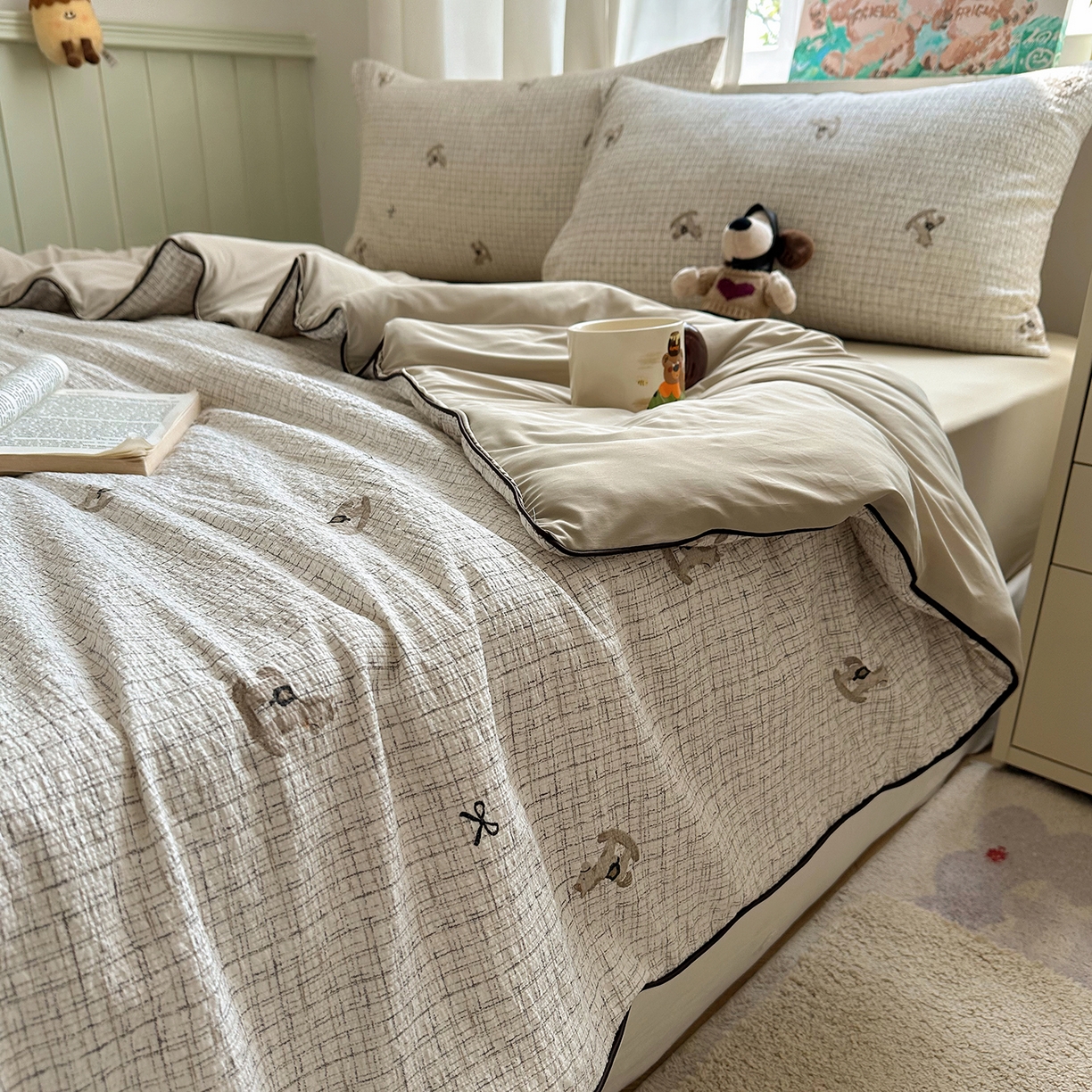 91家纺网 家纺一手货源 找家纺 贝扬思家纺 2026新款泡芙纱单夏被凉糖系列（凉而不冰的触感，清凉与柔软兼得） 凉糖-织纹木马迹