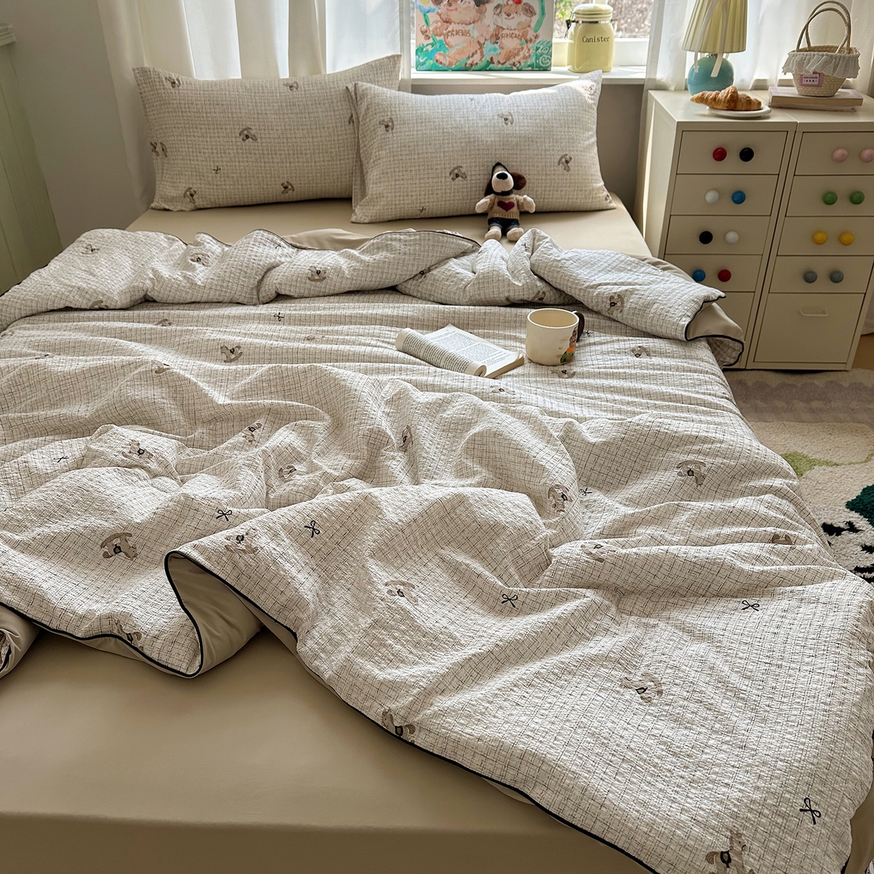 91家纺网 家纺一手货源 找家纺 贝扬思家纺 2026新款泡芙纱单夏被凉糖系列（凉而不冰的触感，清凉与柔软兼得） 凉糖-织纹木马迹