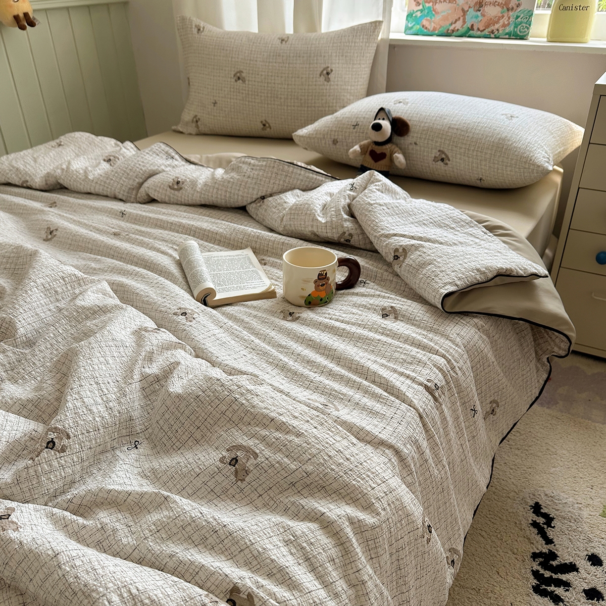 91家纺网 家纺一手货源 找家纺 贝扬思家纺 2026新款泡芙纱单夏被凉糖系列（凉而不冰的触感，清凉与柔软兼得） 凉糖-织纹木马迹