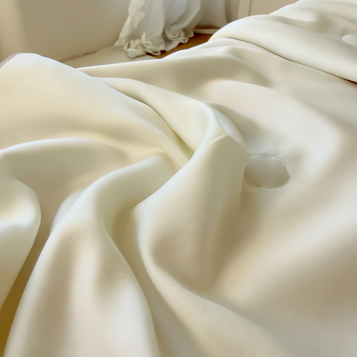 91家纺网 家纺一手货源 找家纺 鑫田家纺 2026新款60支兰精天丝蚕丝被夏凉被100%纯蚕丝夏被四件套床单床笠学生三件套 钻石白