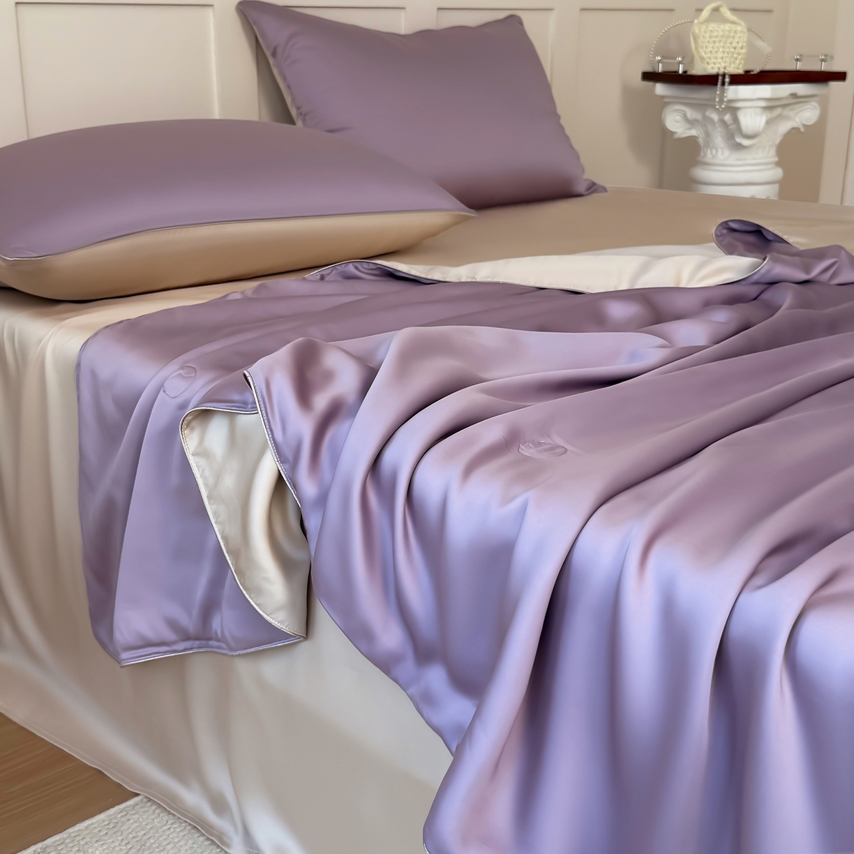 91家纺网 家纺一手货源 找家纺 鑫田家纺 2026新款60支兰精天丝蚕丝被夏凉被100%纯蚕丝夏被四件套床单床笠学生三件套 魅紫