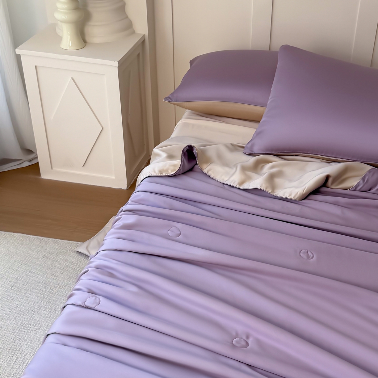 91家纺网 家纺一手货源 找家纺 鑫田家纺 2026新款60支兰精天丝蚕丝被夏凉被100%纯蚕丝夏被四件套床单床笠学生三件套 魅紫