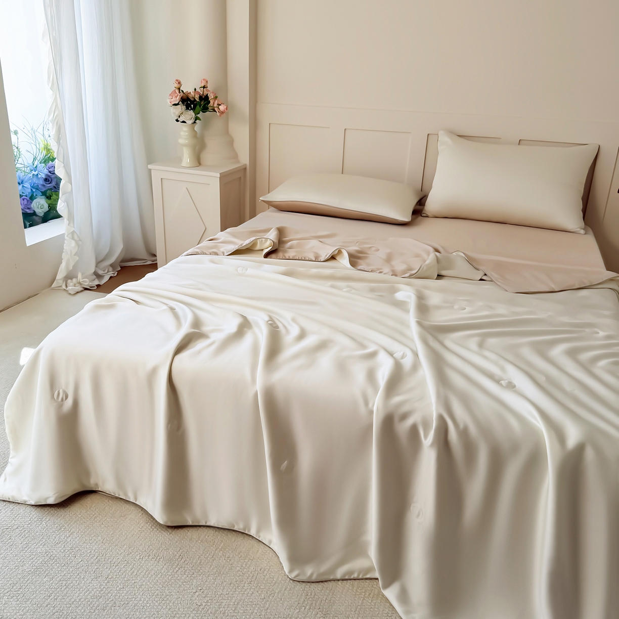 91家纺网 家纺一手货源 找家纺 鑫田家纺 2026新款60支兰精天丝蚕丝被夏凉被100%纯蚕丝夏被四件套床单床笠学生三件套 钻石白