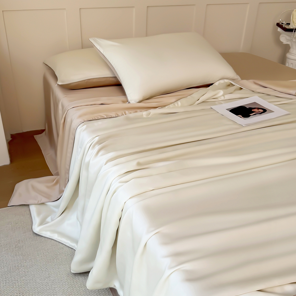 91家纺网 家纺一手货源 找家纺 鑫田家纺 2026新款60支兰精天丝蚕丝被夏凉被100%纯蚕丝夏被四件套床单床笠学生三件套 钻石白