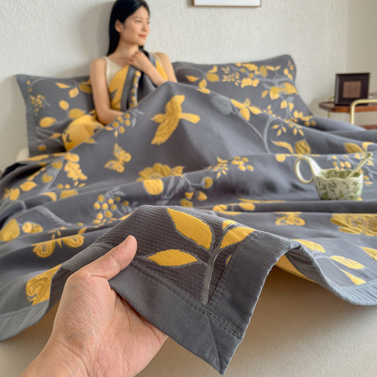 91家纺网 家纺一手货源 找家纺 棠薇家纺 2026新款纱布盖毯长绒棉纱布毛巾被夏被单双人棉纱盖毯毛巾毯夏季夏凉被空调被毯子可铺可盖床盖 喜上枝头