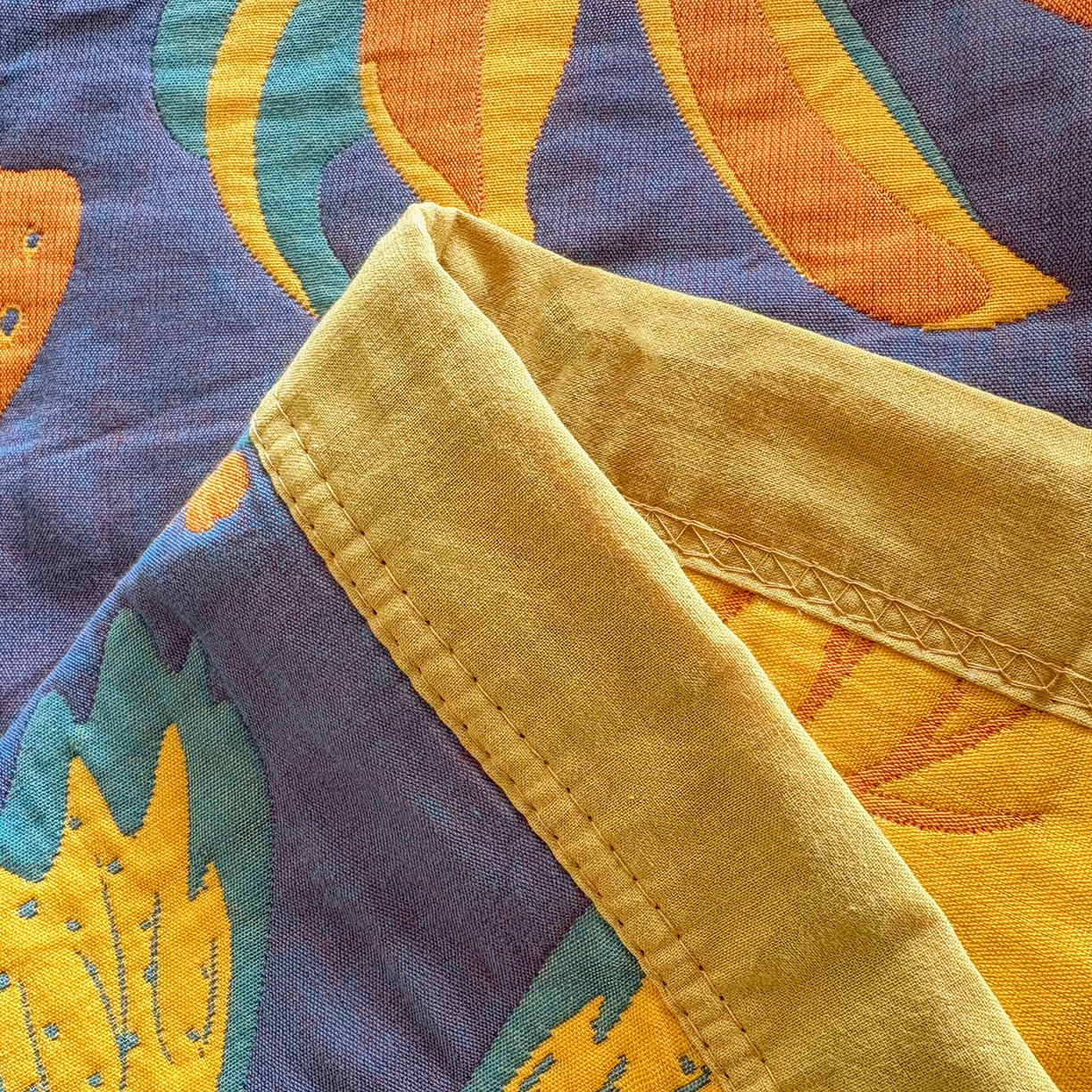 91家纺网 家纺一手货源 找家纺 棠薇家纺 2026新款纱布盖毯长绒棉纱布毛巾被夏被单双人棉纱盖毯毛巾毯夏季夏凉被空调被毯子可铺可盖床盖 花样蝶舞紫