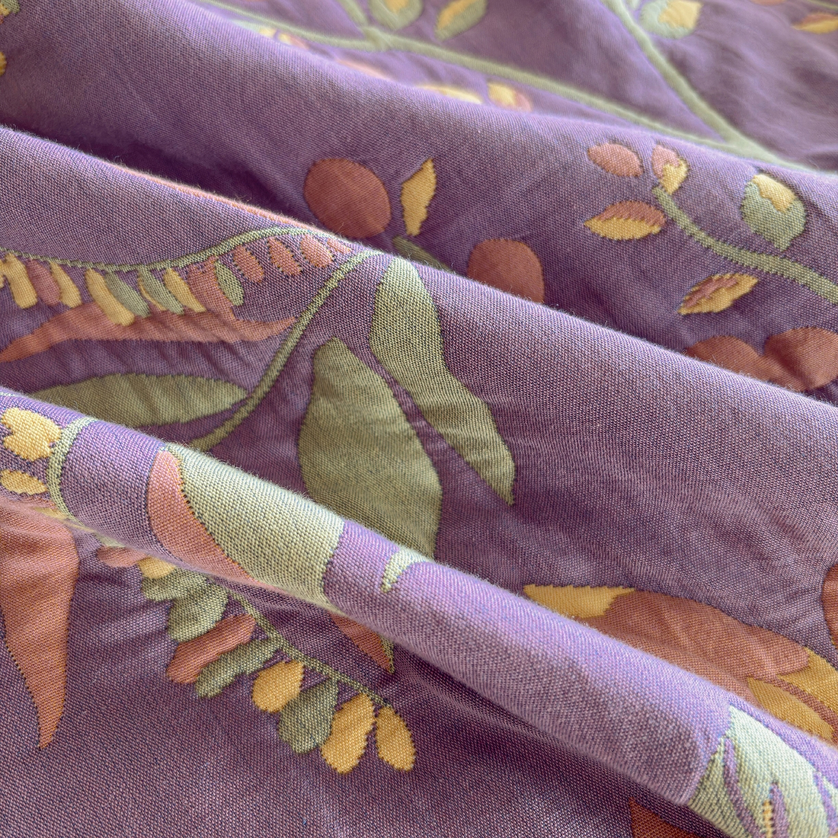 91家纺网 家纺一手货源 找家纺 棠薇家纺 2026新款纱布盖毯长绒棉纱布毛巾被夏被单双人棉纱盖毯毛巾毯夏季夏凉被空调被毯子可铺可盖床盖 花间漫步