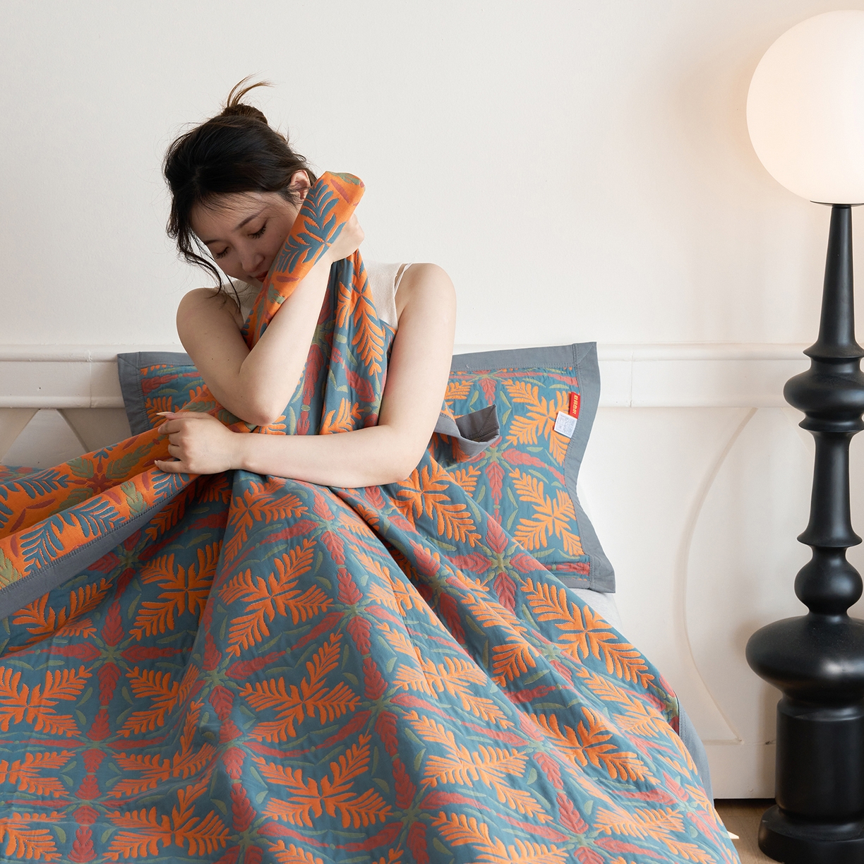 91家纺网 家纺一手货源 找家纺 棠薇家纺 2026新款纱布盖毯长绒棉纱布毛巾被夏被单双人棉纱盖毯毛巾毯夏季夏凉被空调被毯子可铺可盖床盖 典雅之风