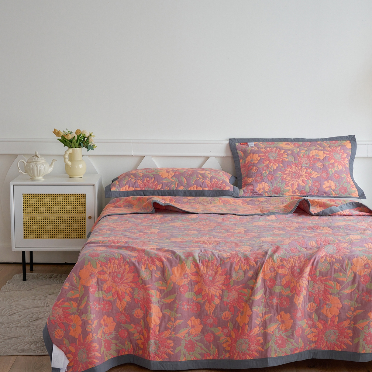 91家纺网 家纺一手货源 找家纺 棠薇家纺 2026新款纱布盖毯长绒棉纱布毛巾被夏被单双人棉纱盖毯毛巾毯夏季夏凉被空调被毯子可铺可盖床盖 花团锦簇