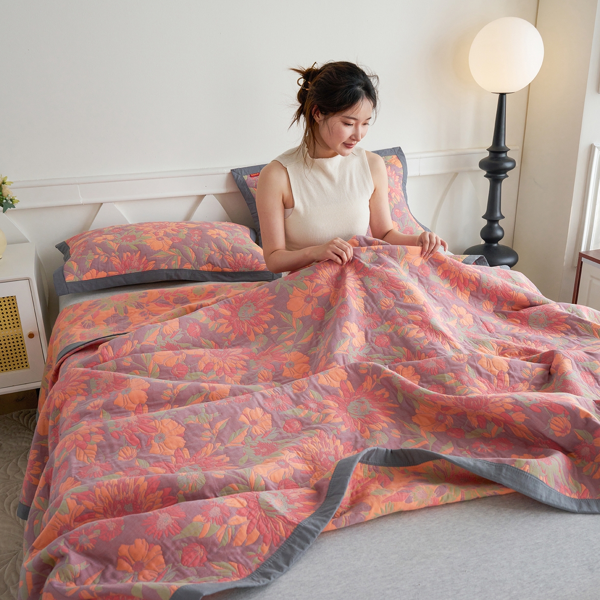 91家纺网 家纺一手货源 找家纺 棠薇家纺 2026新款纱布盖毯长绒棉纱布毛巾被夏被单双人棉纱盖毯毛巾毯夏季夏凉被空调被毯子可铺可盖床盖 花团锦簇