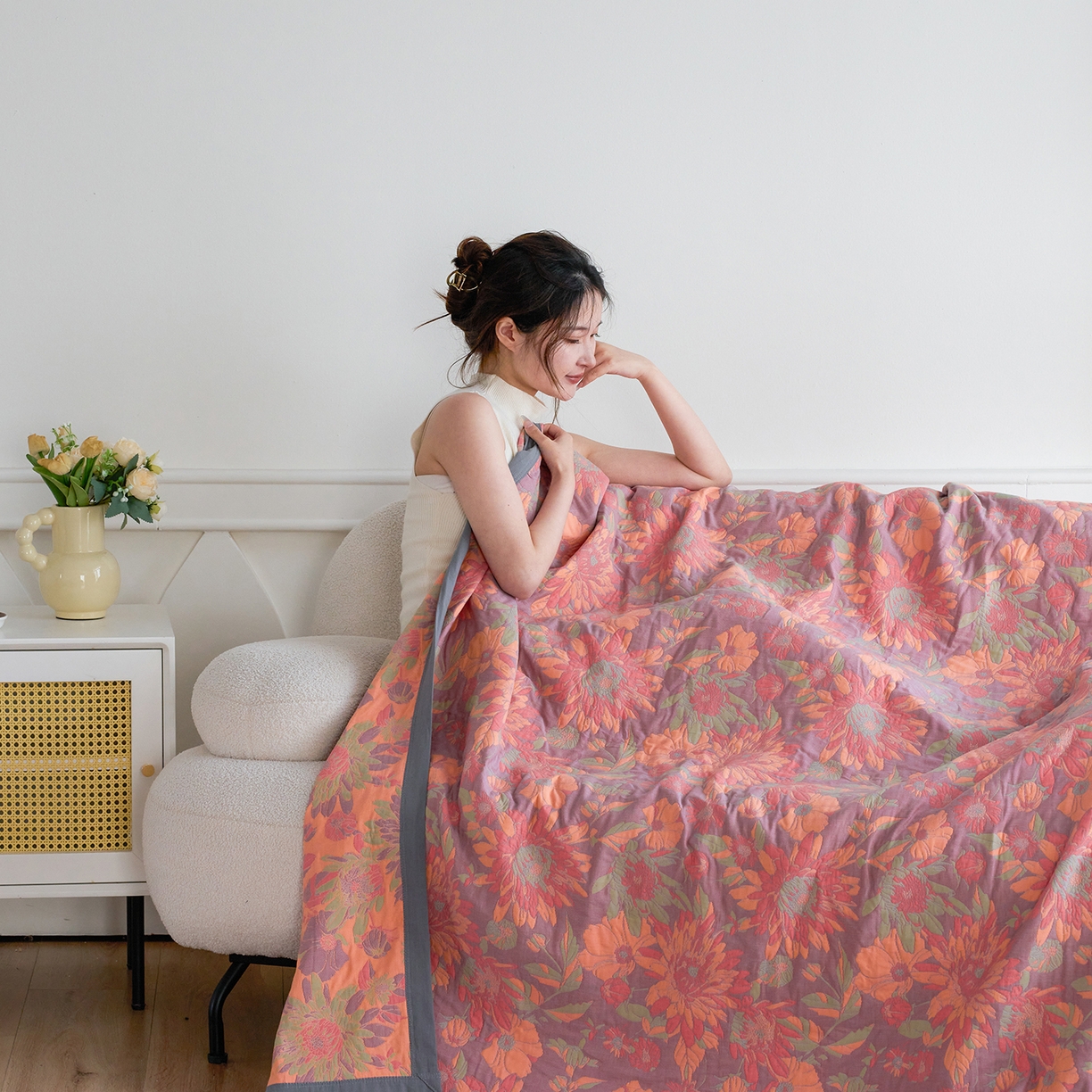 91家纺网 家纺一手货源 找家纺 棠薇家纺 2026新款纱布盖毯长绒棉纱布毛巾被夏被单双人棉纱盖毯毛巾毯夏季夏凉被空调被毯子可铺可盖床盖 花团锦簇