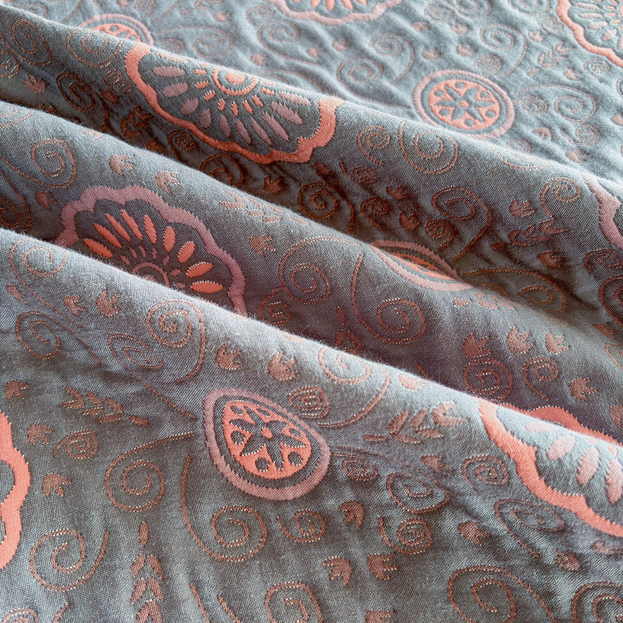 91家纺网 家纺一手货源 找家纺 棠薇家纺 2026新款纱布盖毯长绒棉纱布毛巾被夏被单双人棉纱盖毯毛巾毯夏季夏凉被空调被毯子可铺可盖床盖 罗曼蒂克