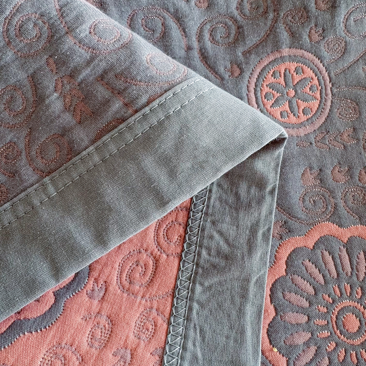 91家纺网 家纺一手货源 找家纺 棠薇家纺 2026新款纱布盖毯长绒棉纱布毛巾被夏被单双人棉纱盖毯毛巾毯夏季夏凉被空调被毯子可铺可盖床盖 罗曼蒂克