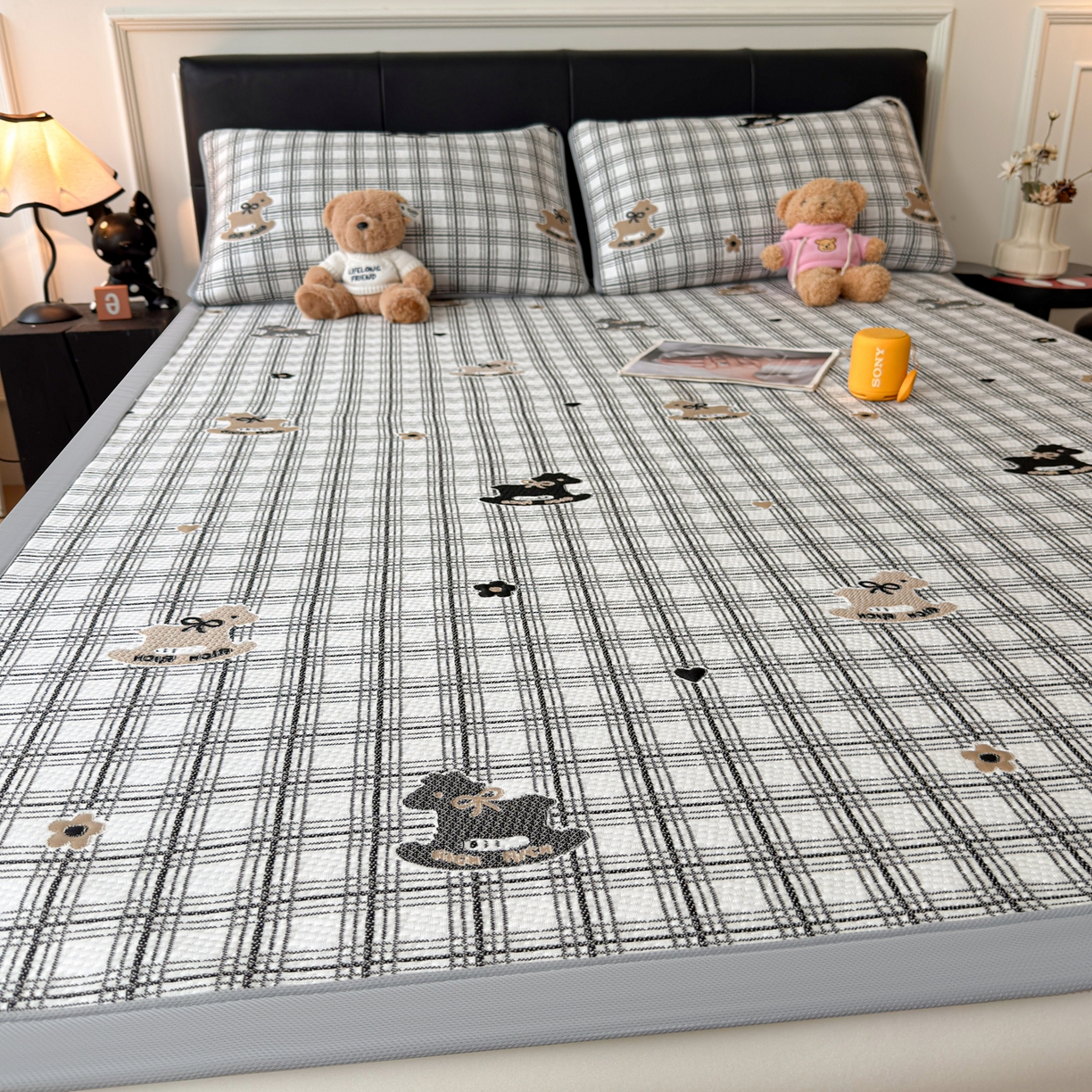 91家纺网 家纺一手货源 找家纺 （总）爱思凯家纺 2026新款纯凉感pe豆豆多色双提花条席-成人款