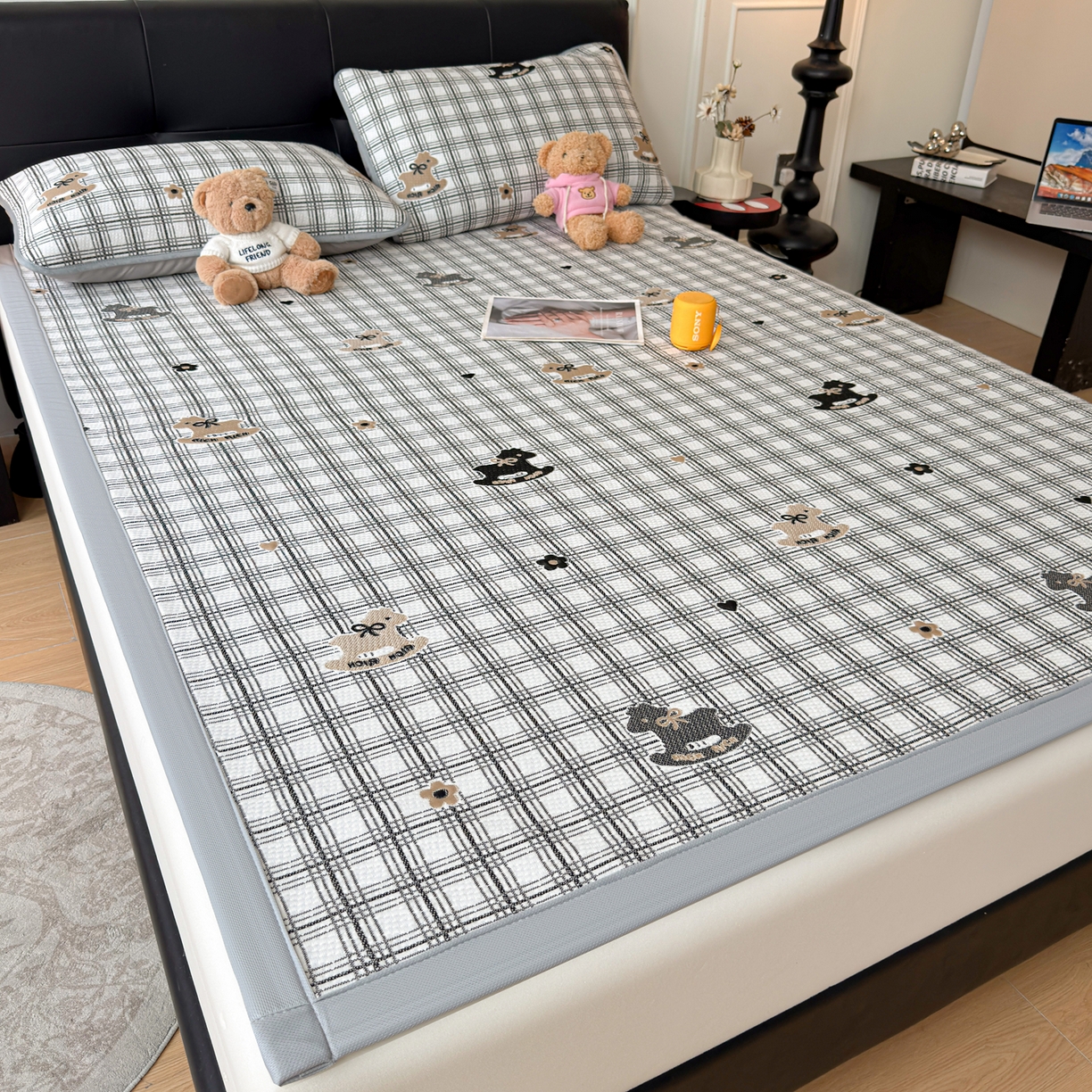 91家纺网 家纺一手货源 找家纺 （总）爱思凯家纺 2026新款纯凉感pe豆豆多色双提花条席-成人款