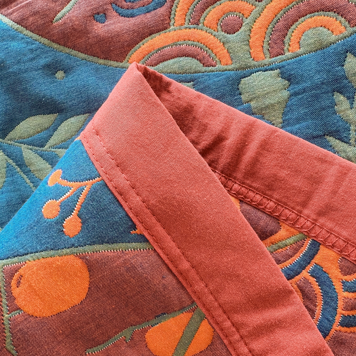 91家纺网 家纺一手货源 找家纺 棠薇家纺 2026新款纱布盖毯长绒棉纱布毛巾被夏被单双人棉纱盖毯毛巾毯夏季夏凉被空调被毯子可铺可盖床盖 柿柿如意