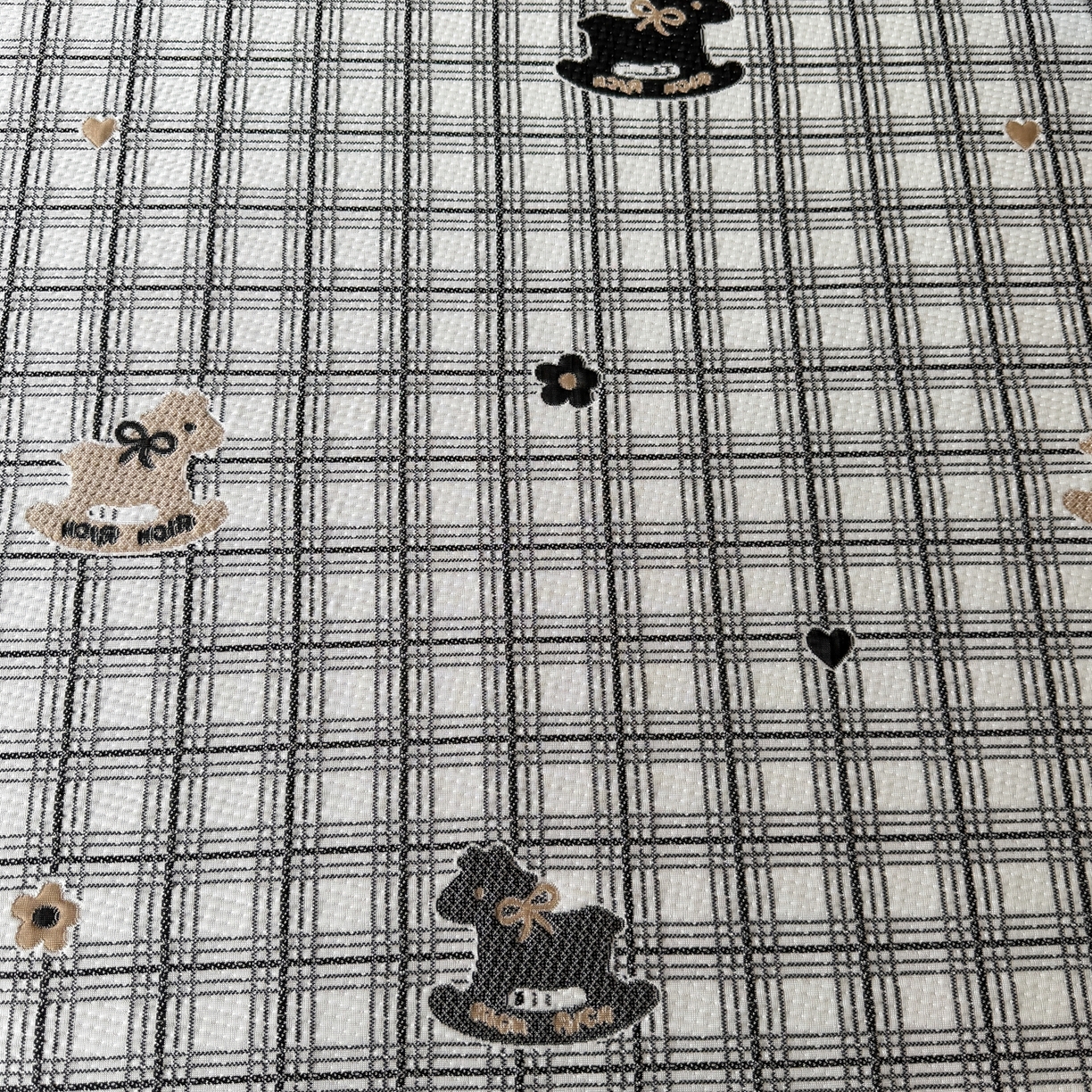 91家纺网 家纺一手货源 找家纺 （总）爱思凯家纺 2026新款纯凉感PE豆豆多色双提花床笠款凉席