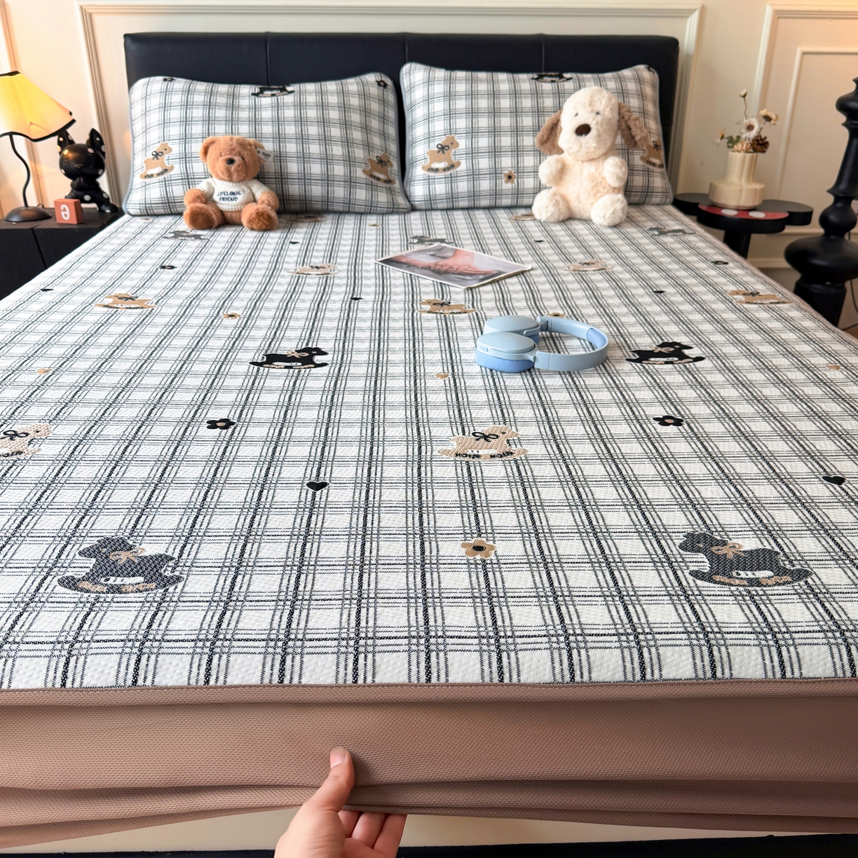 91家纺网 家纺一手货源 找家纺 （总）爱思凯家纺 2026新款纯凉感PE豆豆多色双提花床笠款凉席