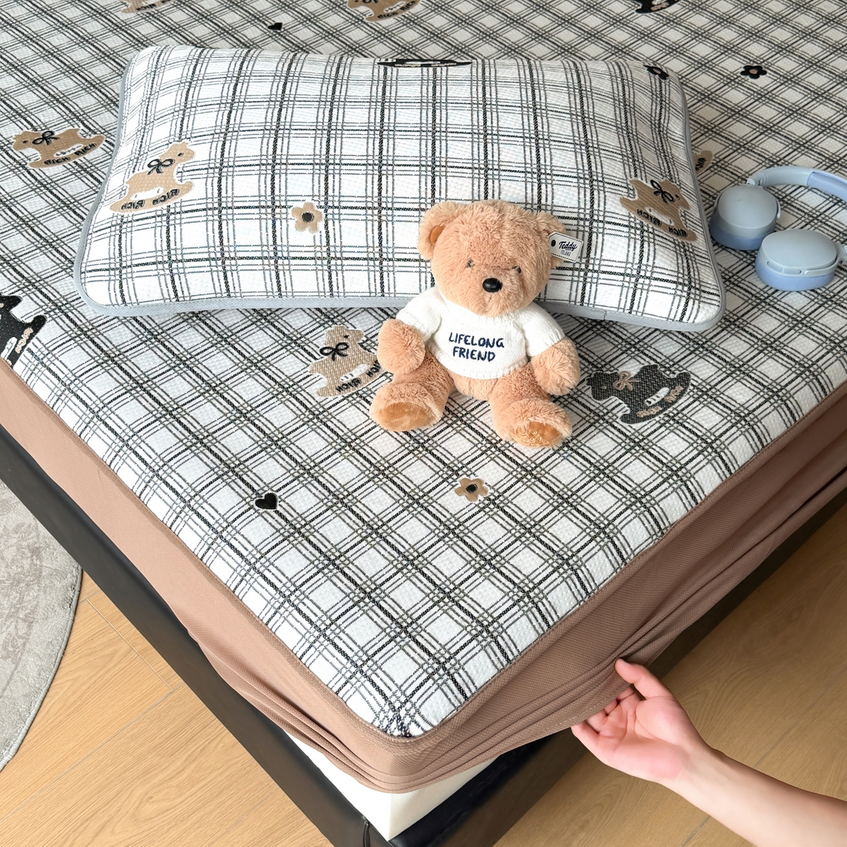 91家纺网 家纺一手货源 找家纺 （总）爱思凯家纺 2026新款纯凉感PE豆豆多色双提花床笠款凉席